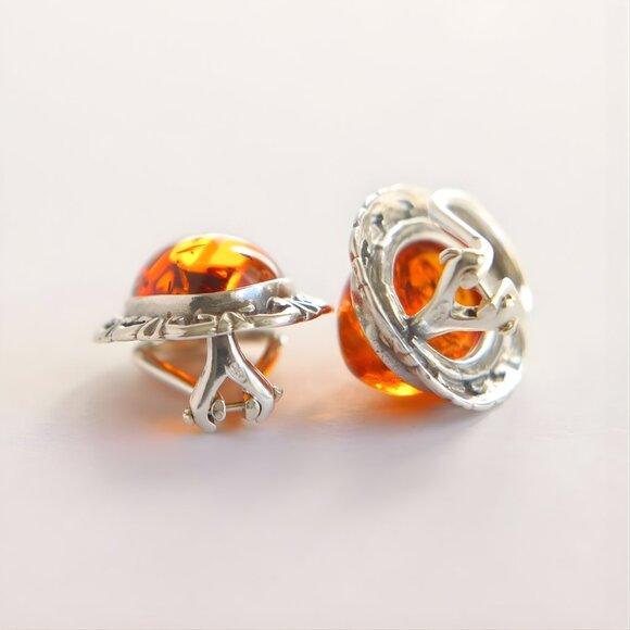 Baltic Amber Clip On Victorian Earrings in Sterling Silver - Picture 4 of 5